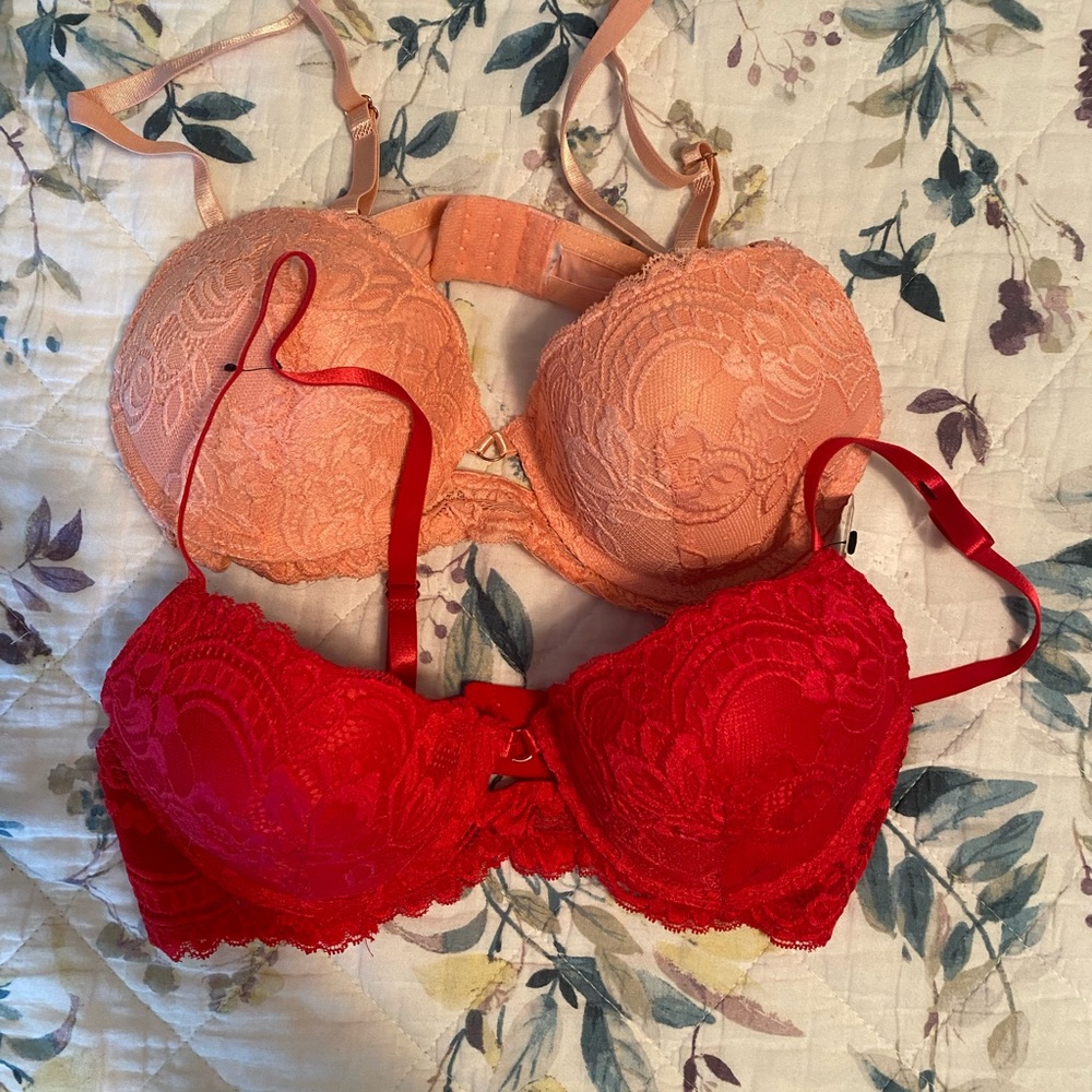 Women’s bras
